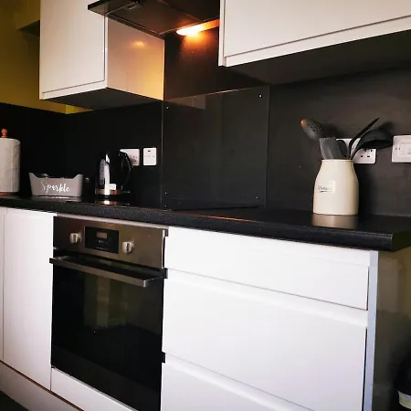 The Park Lane Haven - Contractors Welcome *