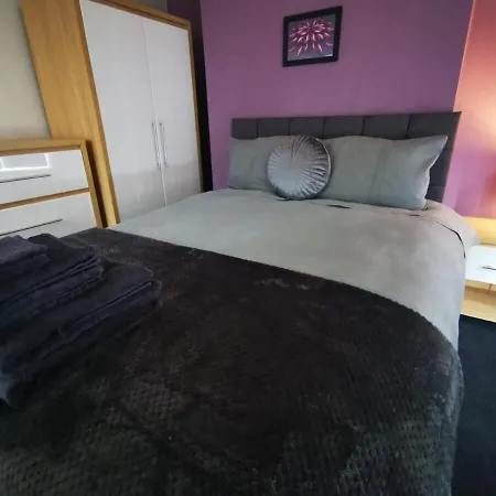 Tatil Evi The Park Lane Haven - Contractors Welcome *