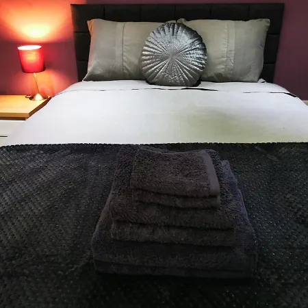 The Park Lane Haven - Contractors Welcome *